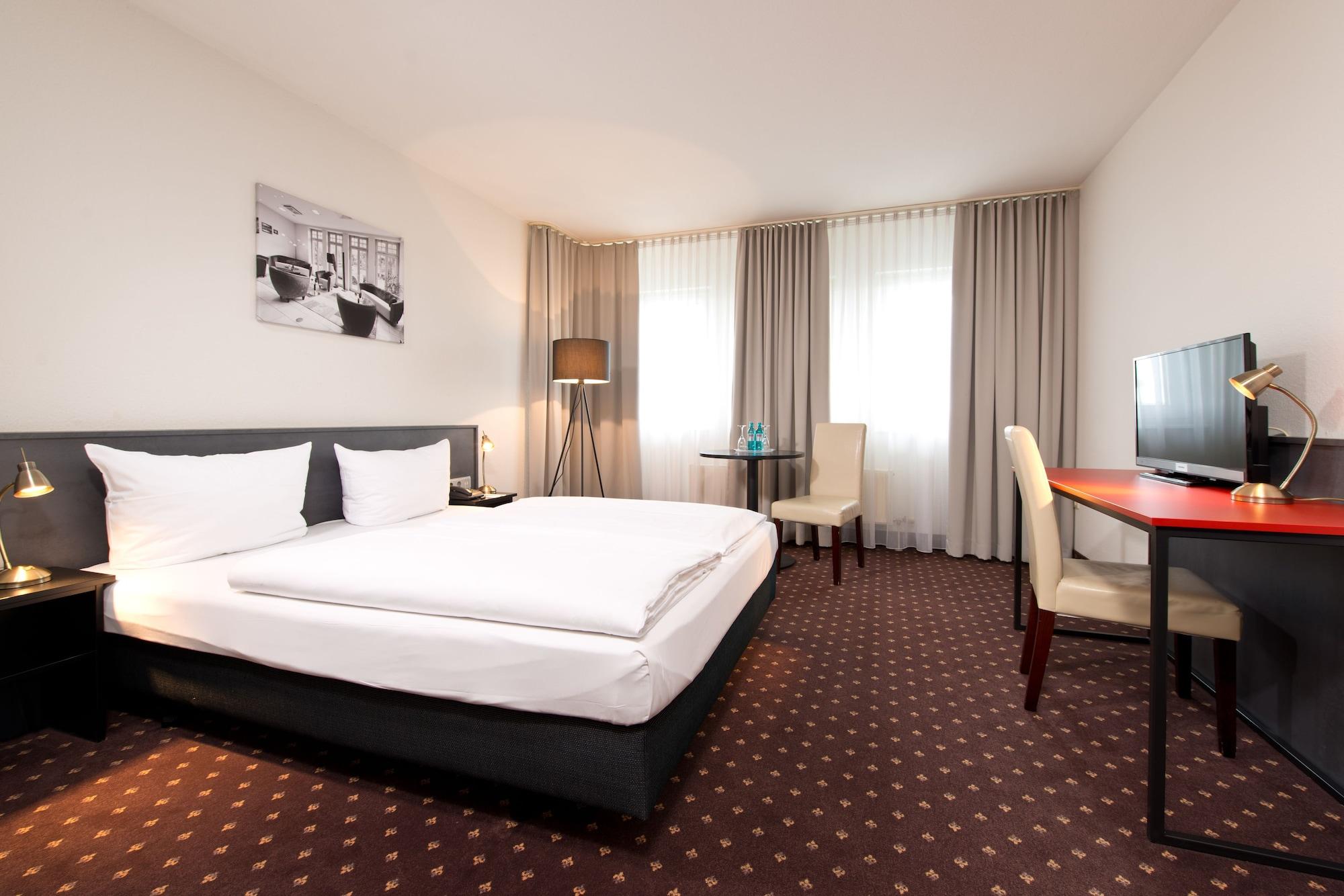 ACHAT Hotel Hockenheim Extérieur photo