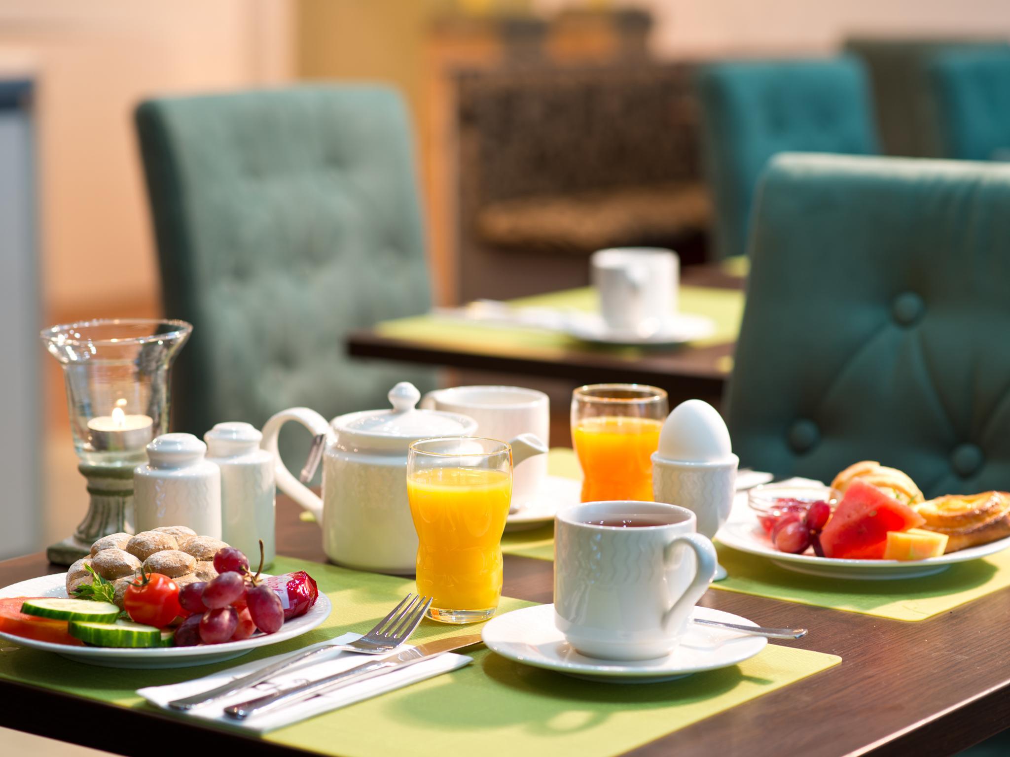 ACHAT Hotel Hockenheim Restaurant photo