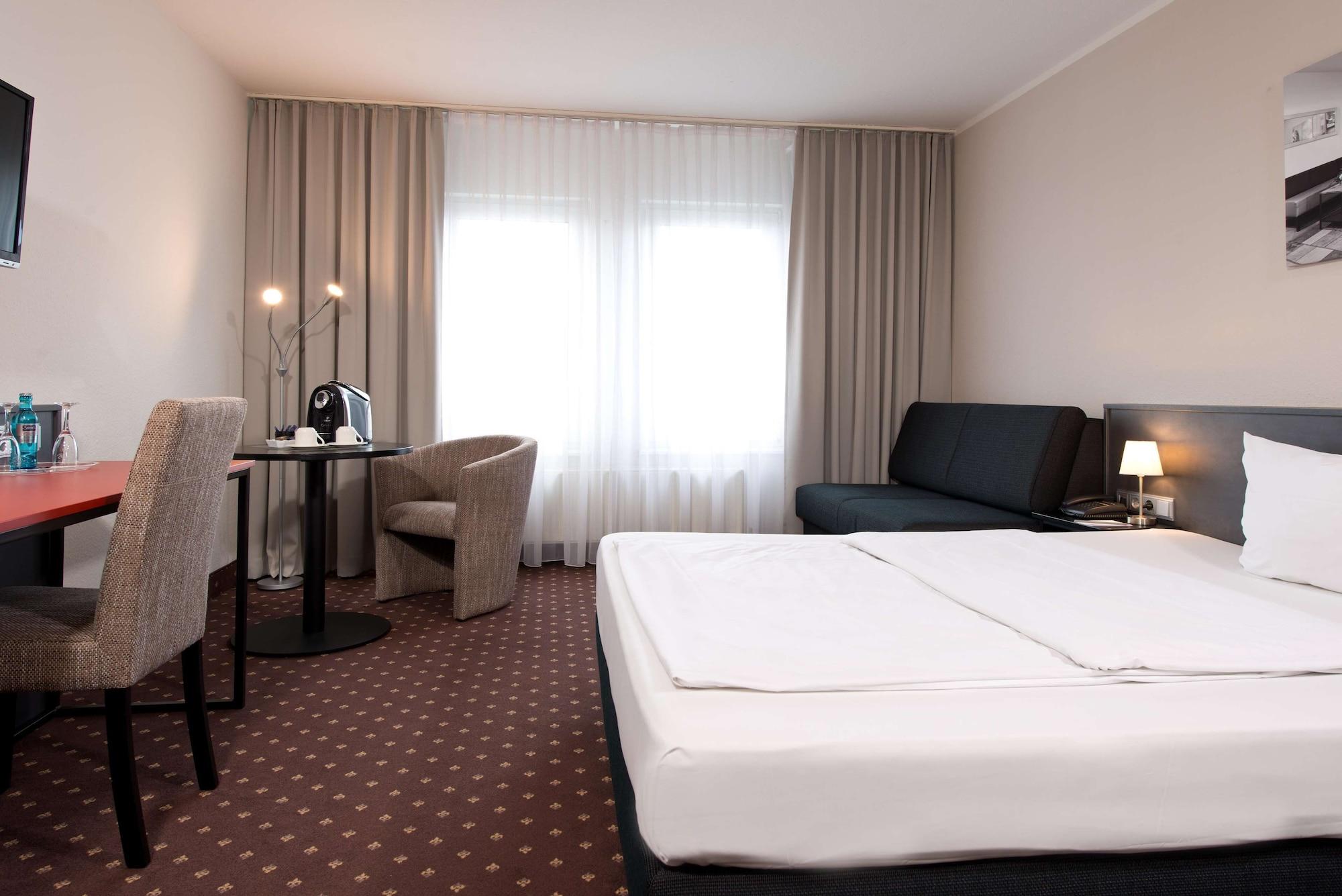 ACHAT Hotel Hockenheim Extérieur photo