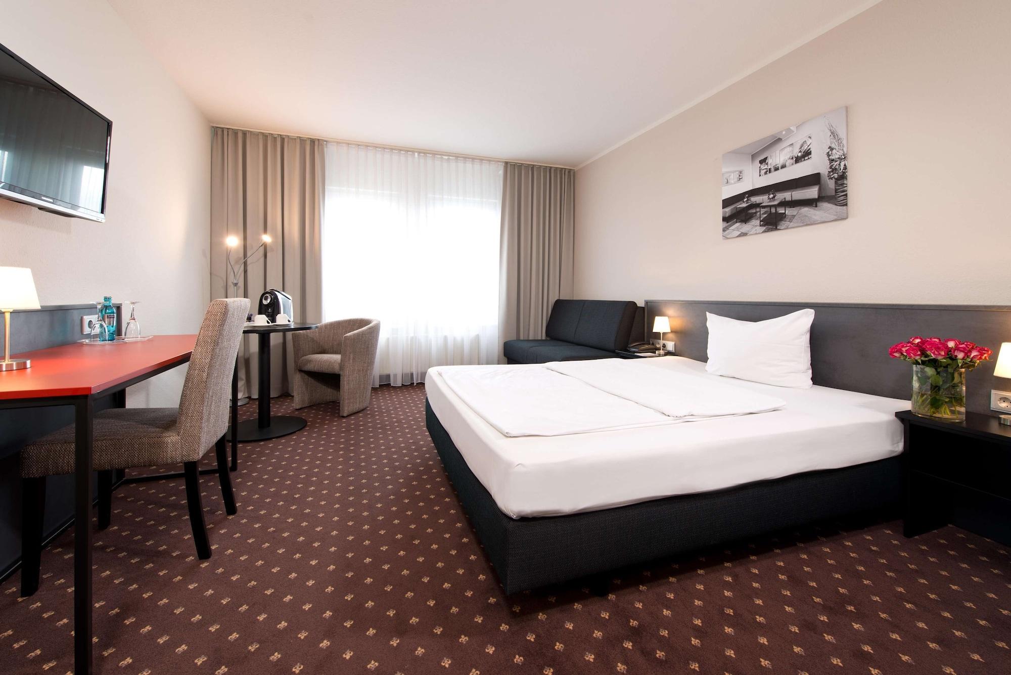 ACHAT Hotel Hockenheim Extérieur photo
