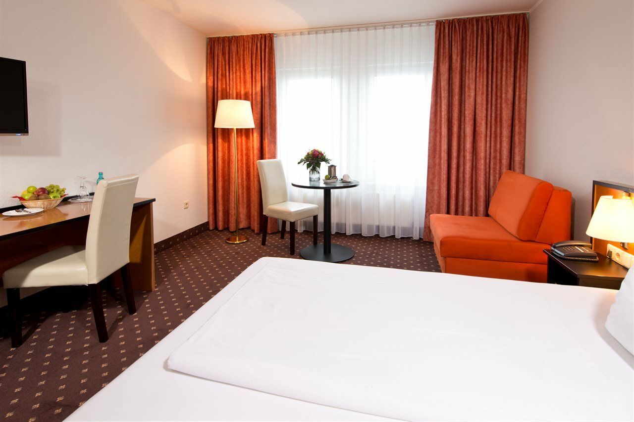 ACHAT Hotel Hockenheim Extérieur photo